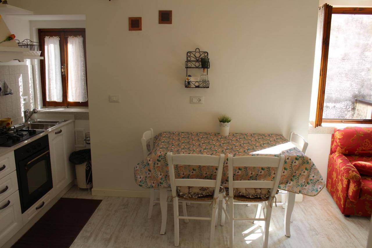 Tana Bianca Apartment Trieste Ngoại thất bức ảnh