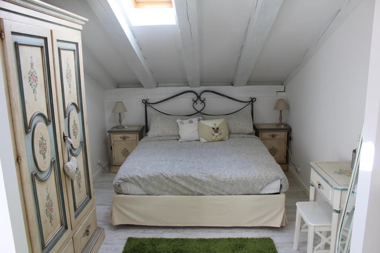 Tana Bianca Apartment Trieste Ngoại thất bức ảnh