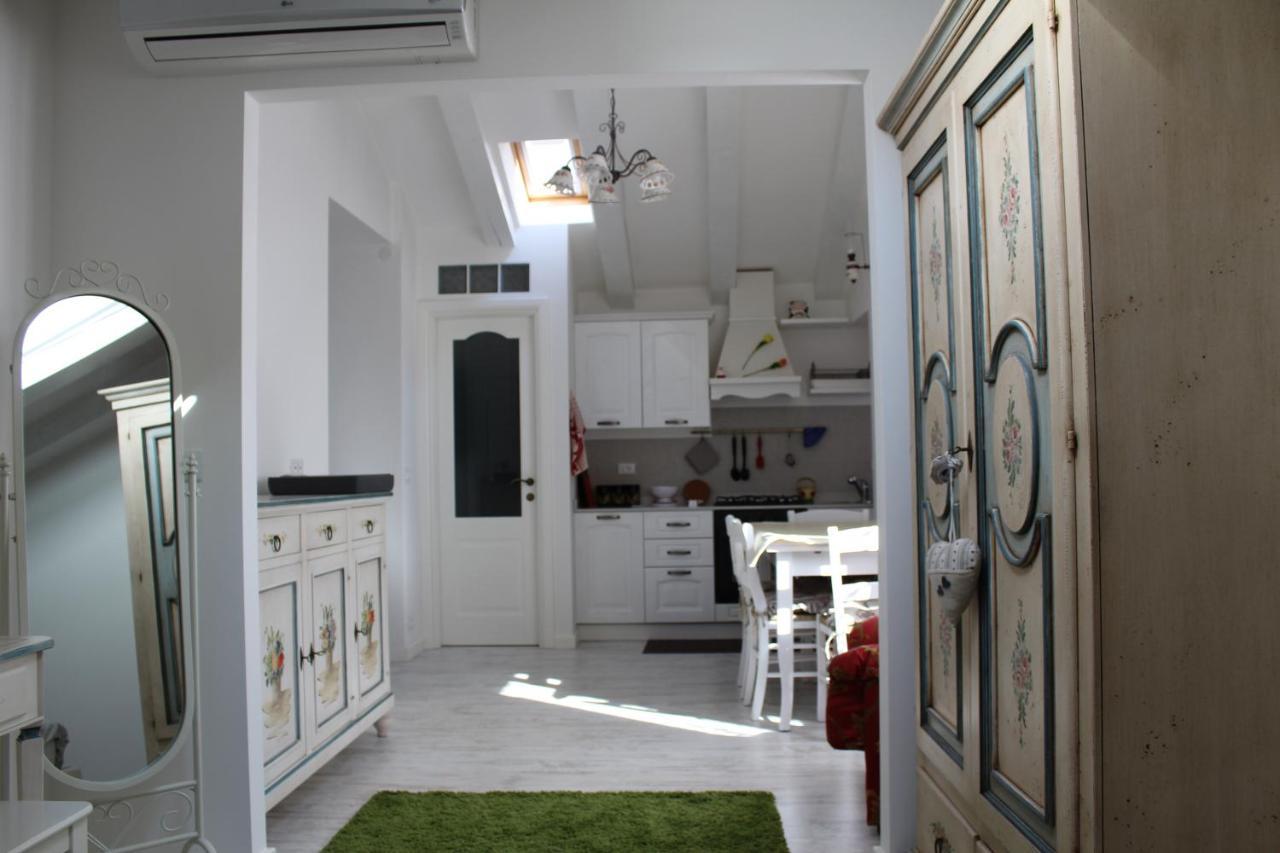 Tana Bianca Apartment Trieste Ngoại thất bức ảnh