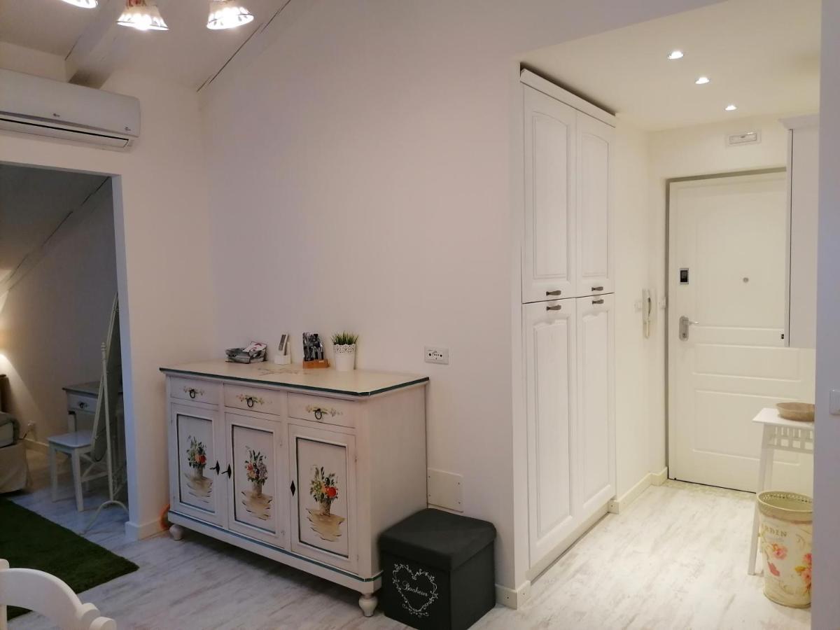 Tana Bianca Apartment Trieste Ngoại thất bức ảnh