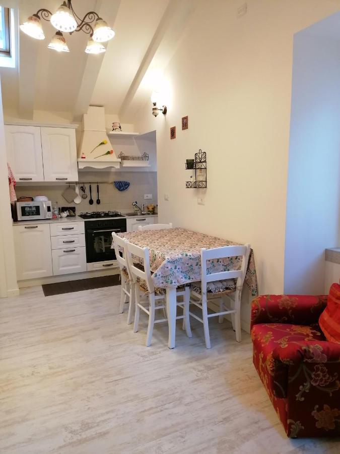 Tana Bianca Apartment Trieste Ngoại thất bức ảnh